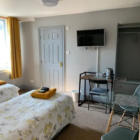 Hall Park Self Check In 3*