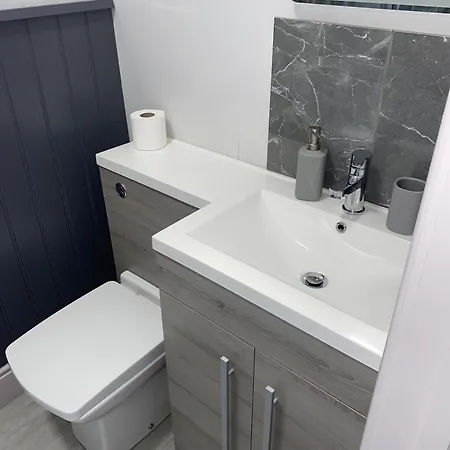 Hall Park Self Check In イン