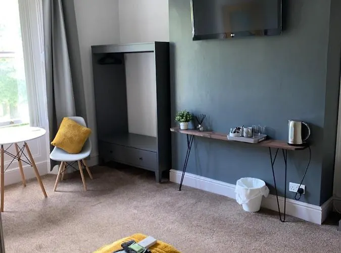 Hall Park Self Check In Värdshus